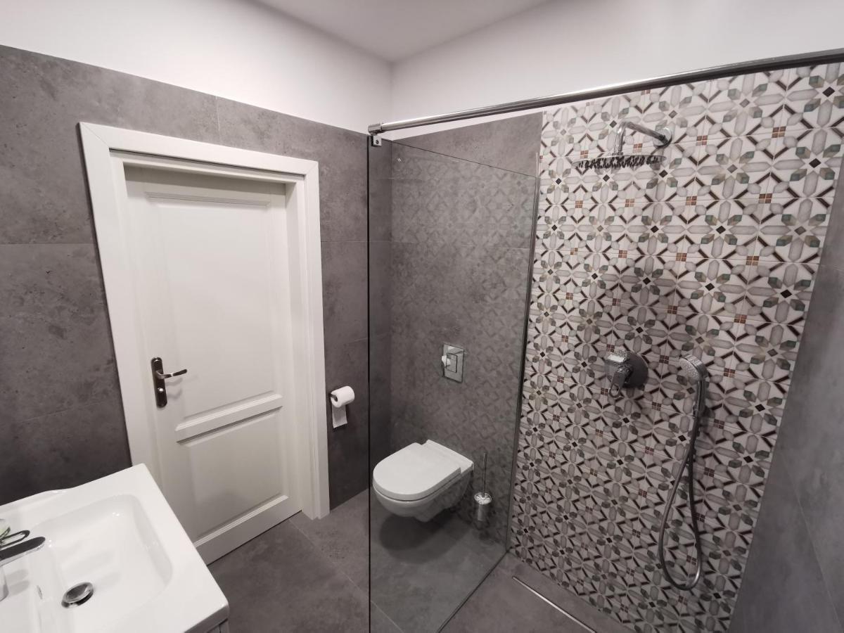 קרקוב Nowe Apartamenty Zamkowa Vis A Vis Wawelu מראה חיצוני תמונה